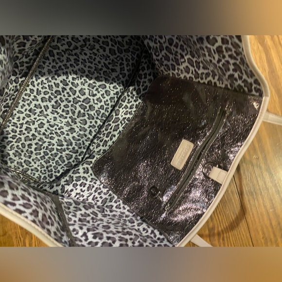 Sorial New York Metallic Tote Bag NWOT - Picture 4 of 9